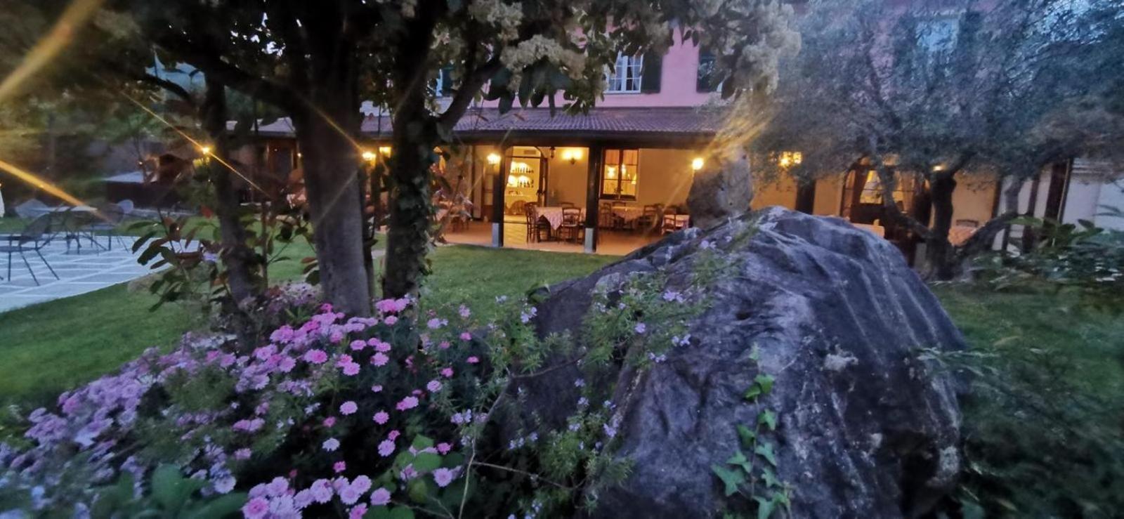 Hotel Relais Borgofasceo Ortovero Exterior foto